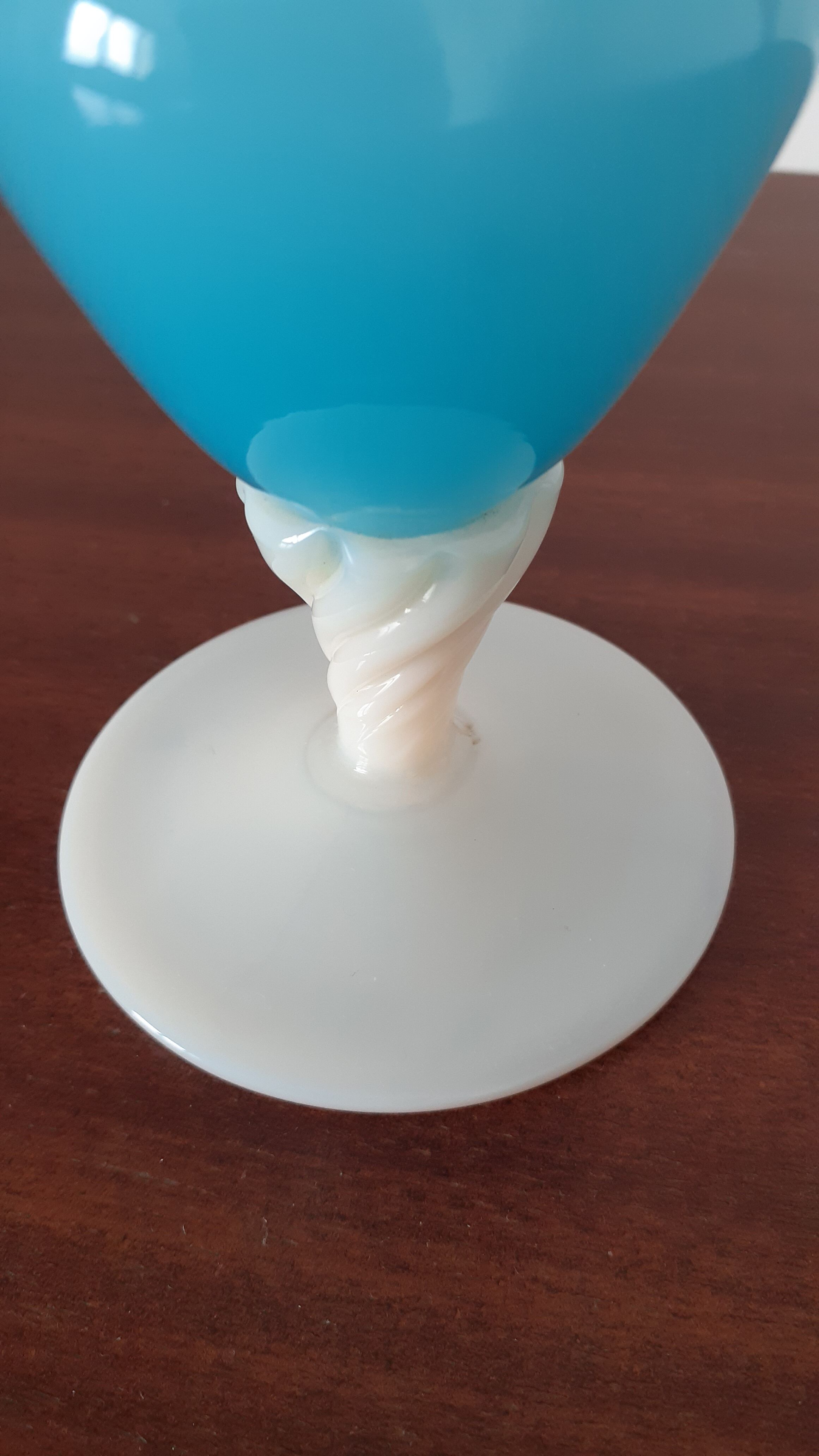 Italian blue soliflore