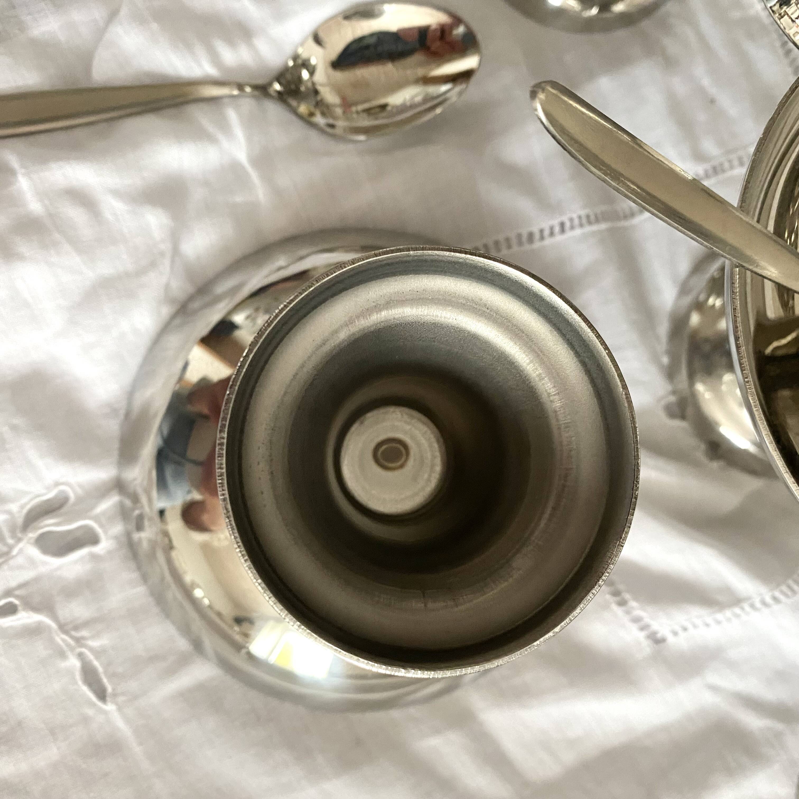 Stainless steel ice cream cup and tray set