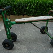 Child wooden and metal carrier, vintage 70s tricycle