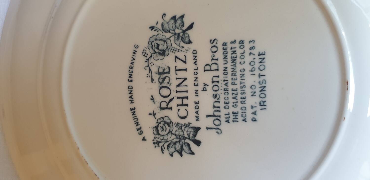 4 Assiettes anglaises by Johnson Bros