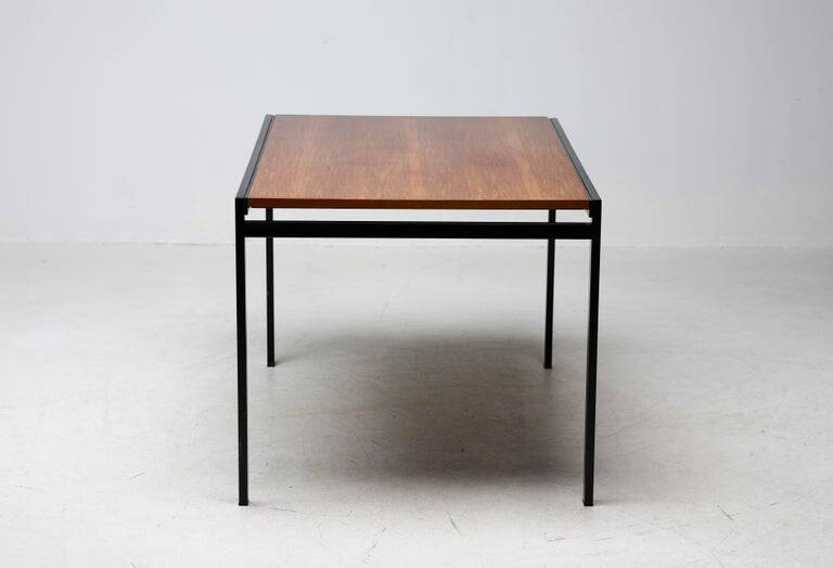 Mid-century modern extendable dining table by Pastoe, Netherlands