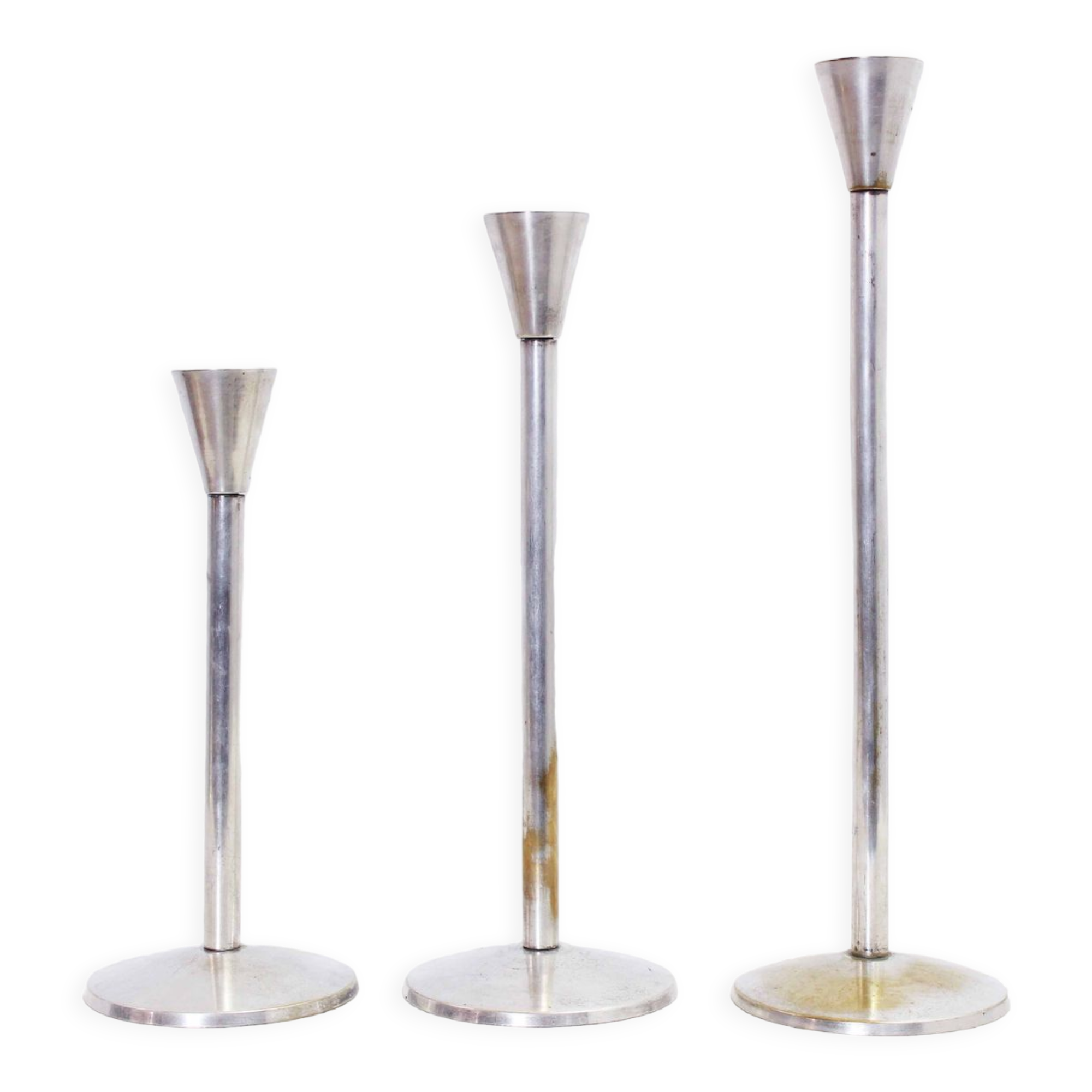 Set of 3 silver metal candle holders