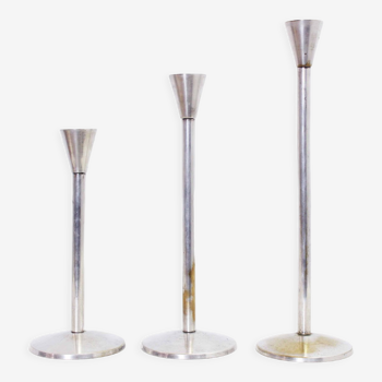 Set of 3 silver metal candle holders