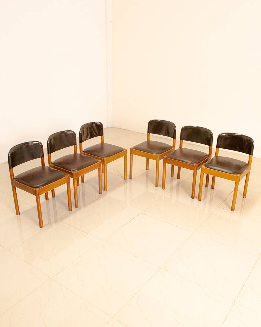 Set of 6 wooden and leather chairs by Piarotto Italy 80's