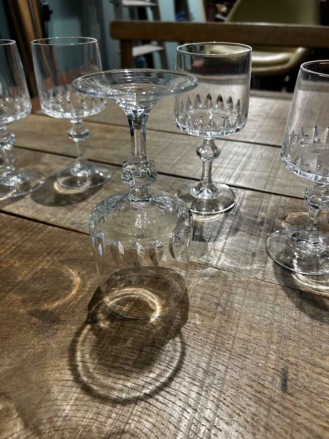 Set of 8 Vendome crystal glasses