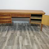 Bureau du milieu du siècle