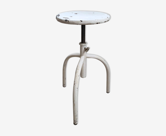 Tabouret d’atelier tripode réglable