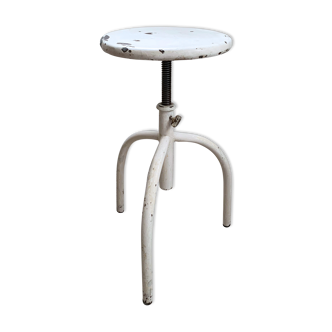 Tabouret d’atelier tripode réglable