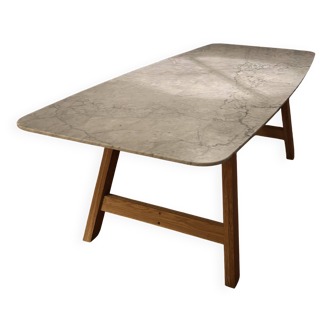 Marble table buondi