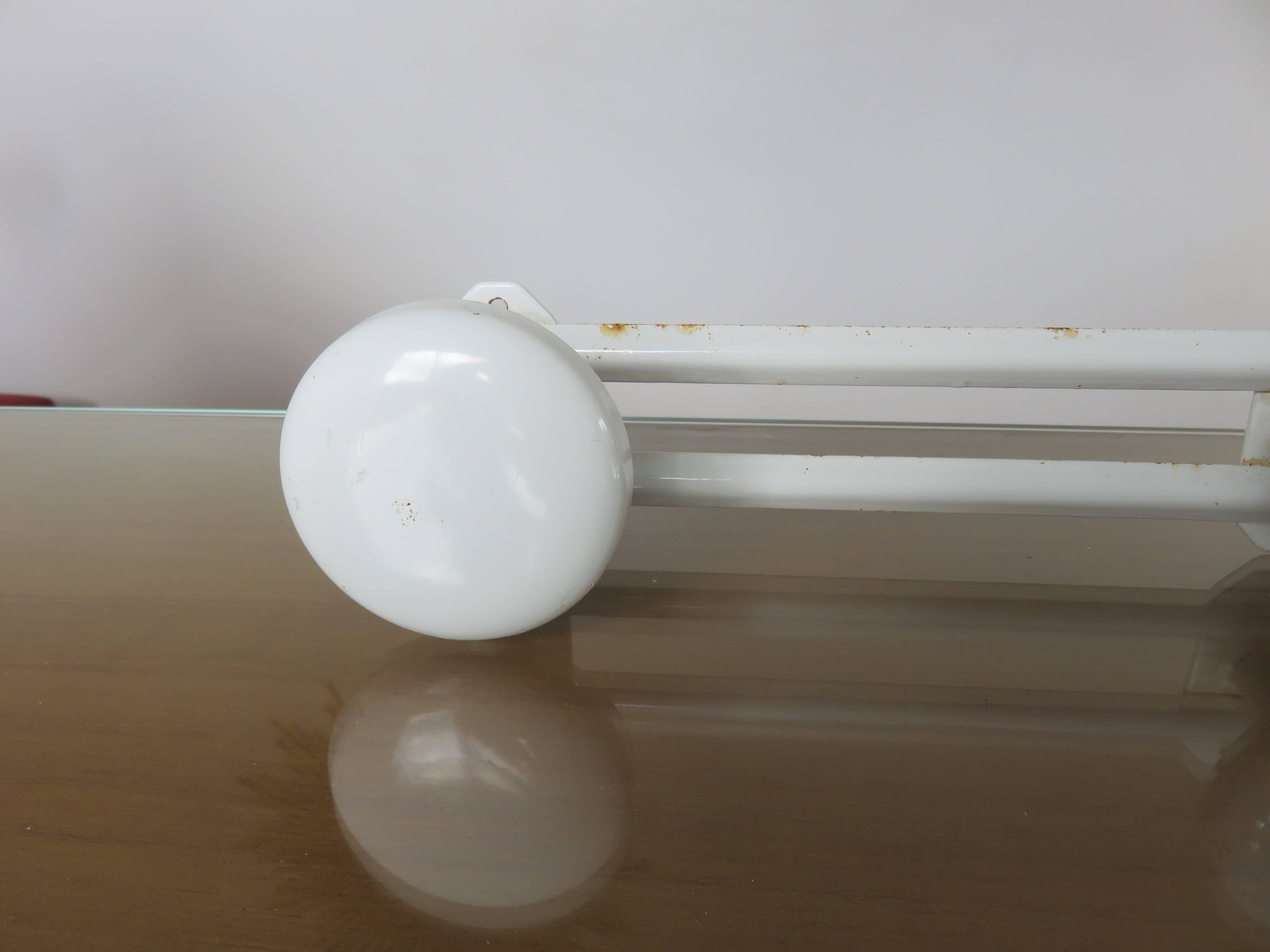 Wall coat rack with 4 hooks in white lacquered metal 1970