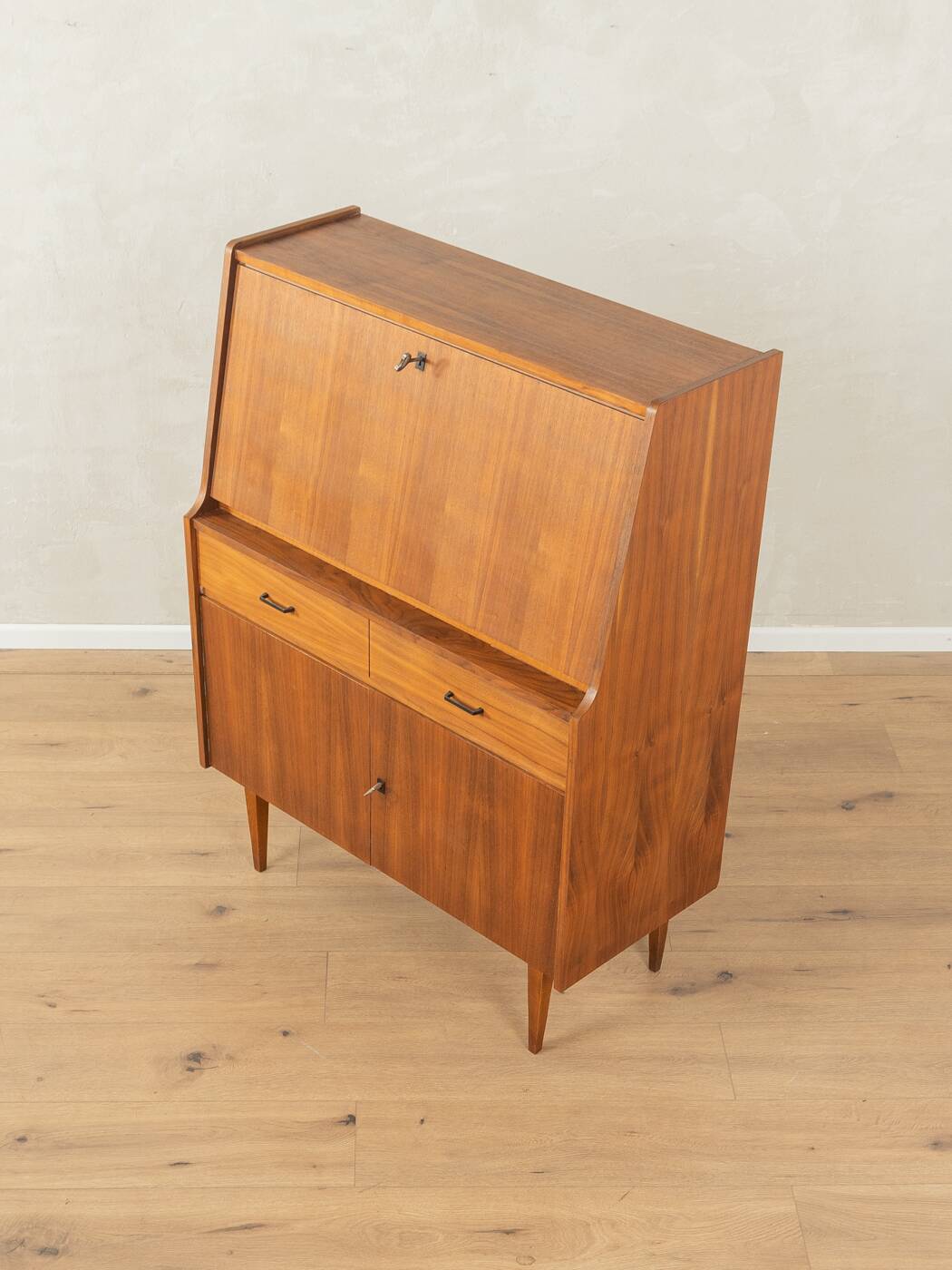 1950s bureau