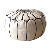 Pouf marocain en cuir blanc