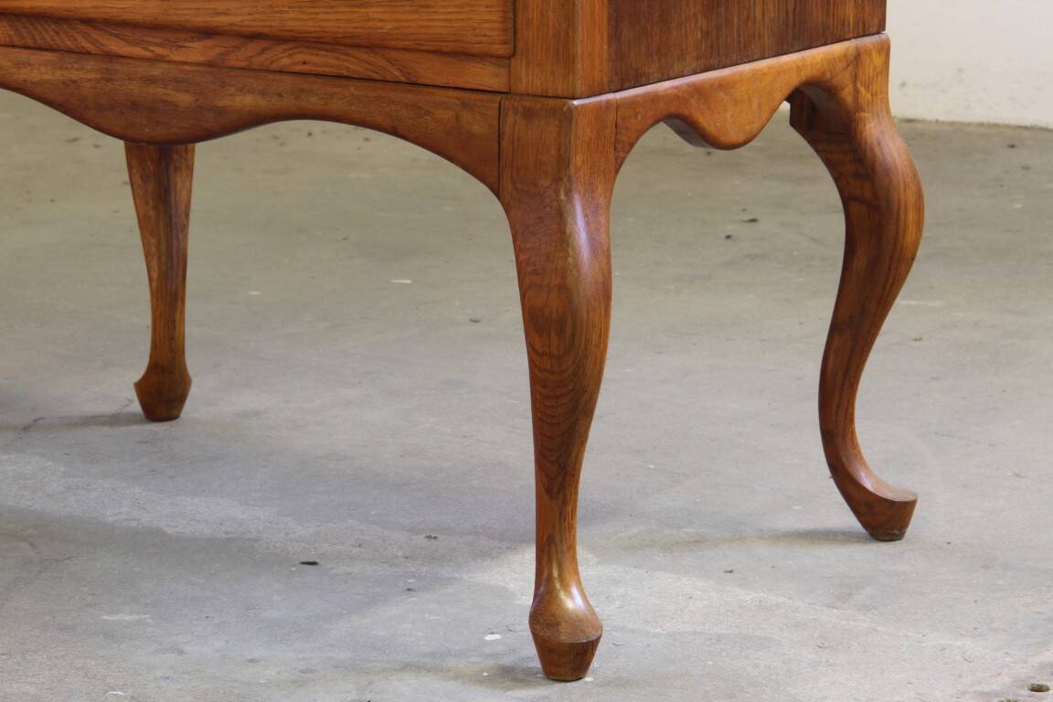 Vintage Danish 1967 4-Drawer Dresser in Oak