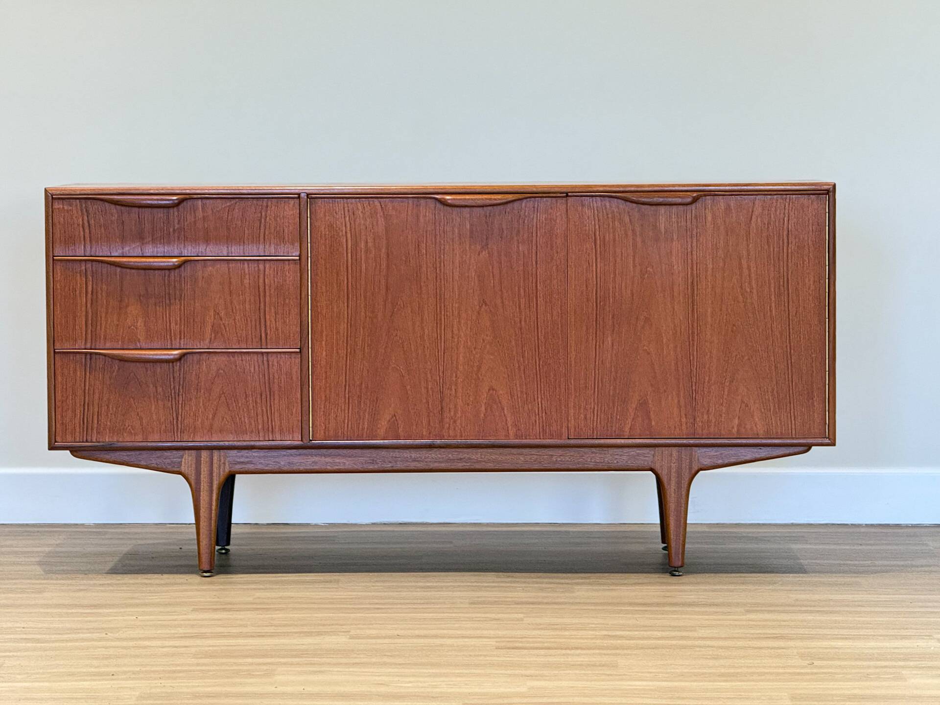 Small sideboard (Moy Collection by McIntosh)