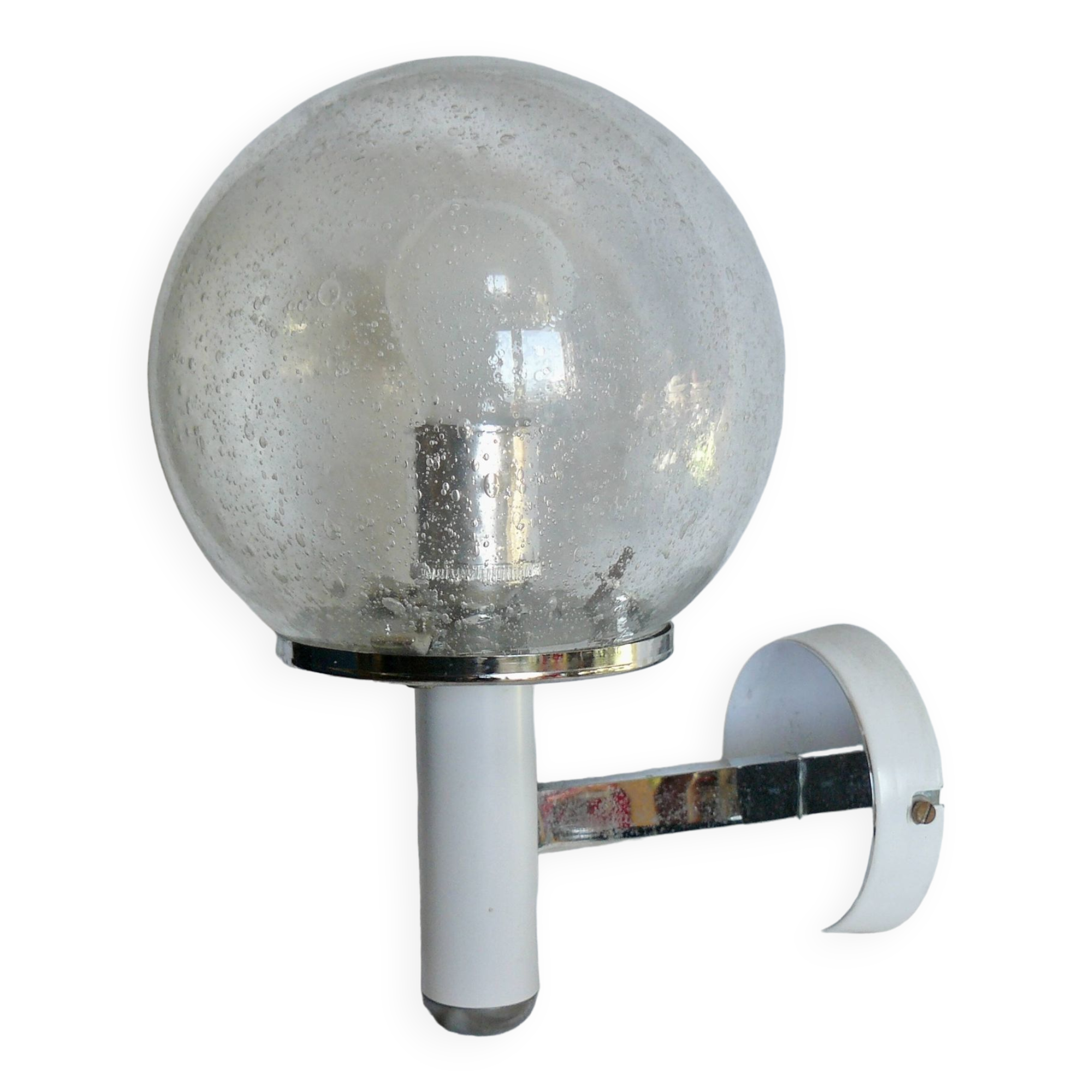 Italian design wall lamp from the 1970s