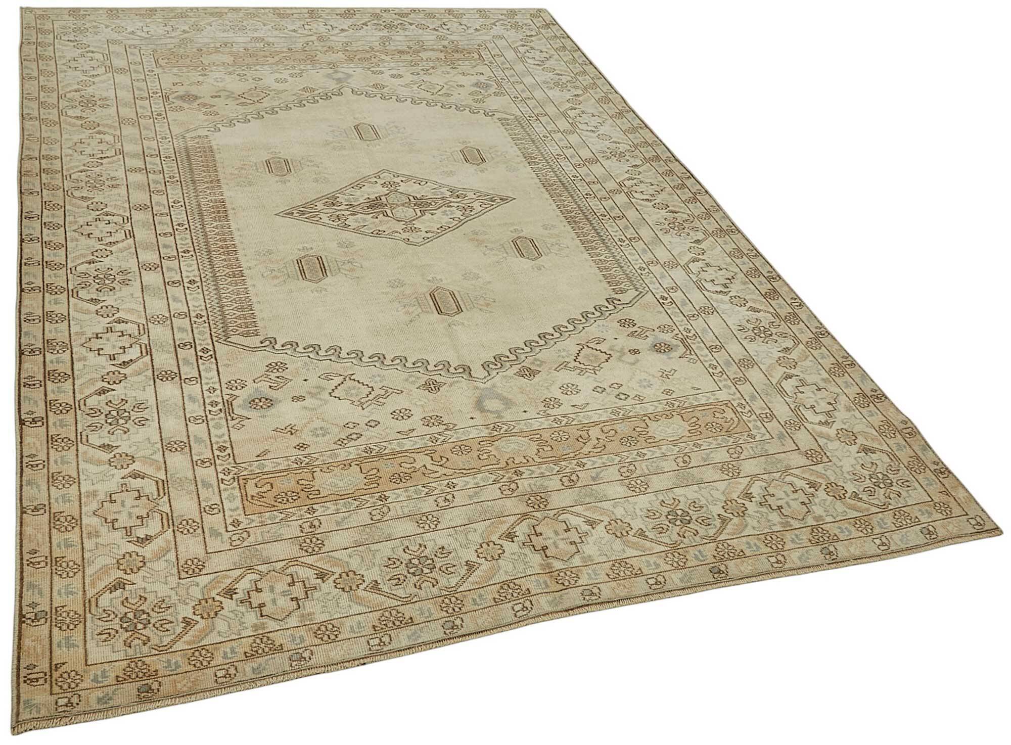 Turkish Vintage Anatolian Rug 165 cm x 240 cm