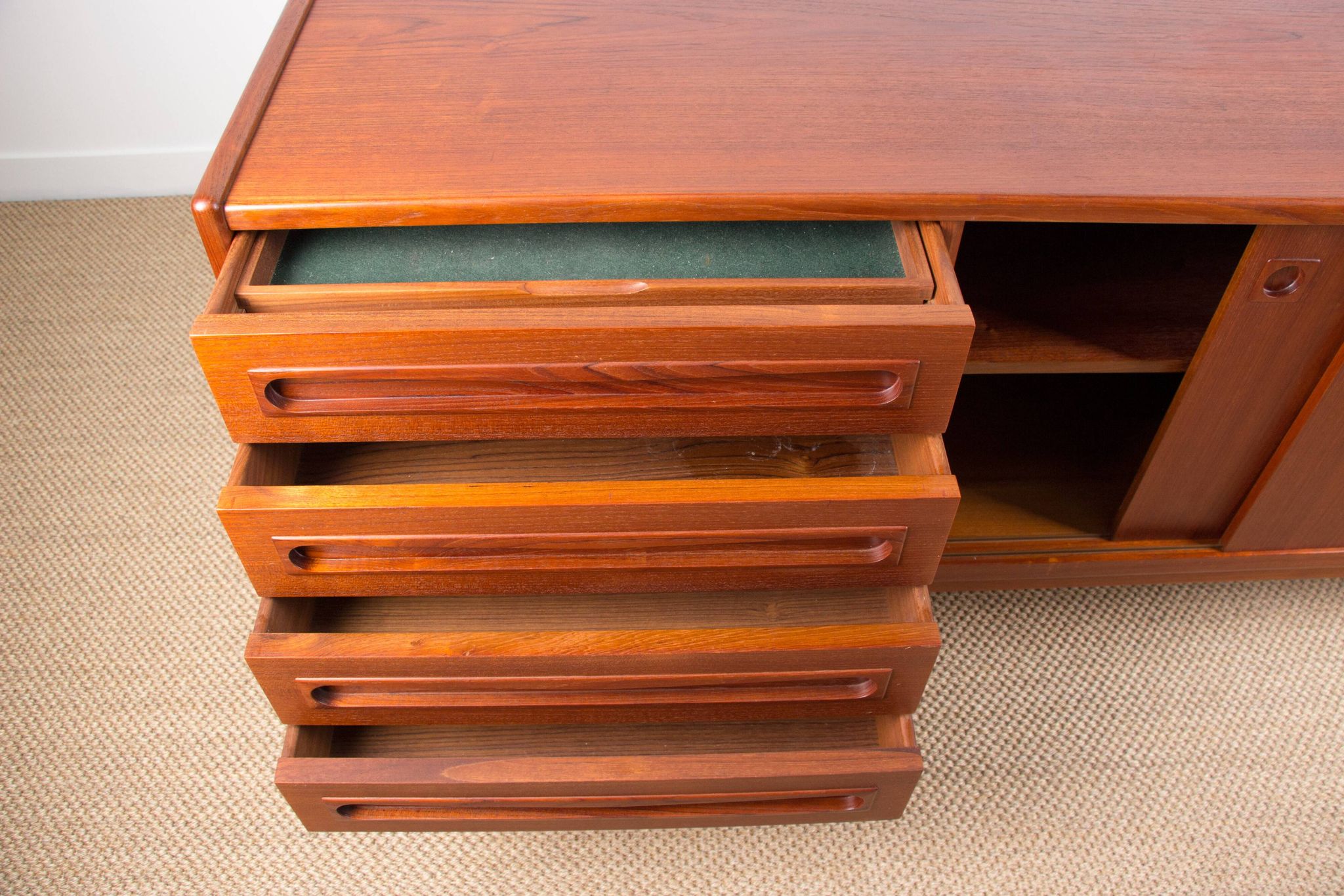 Enfilade Danoise en Teck 200 cm, modèle 31b, par Johannes Andersen 1960.