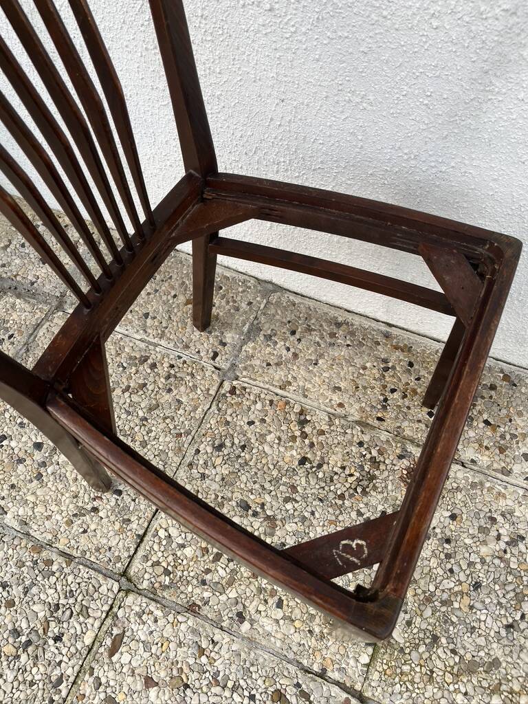 Lot de 4 chaises Casala vintage