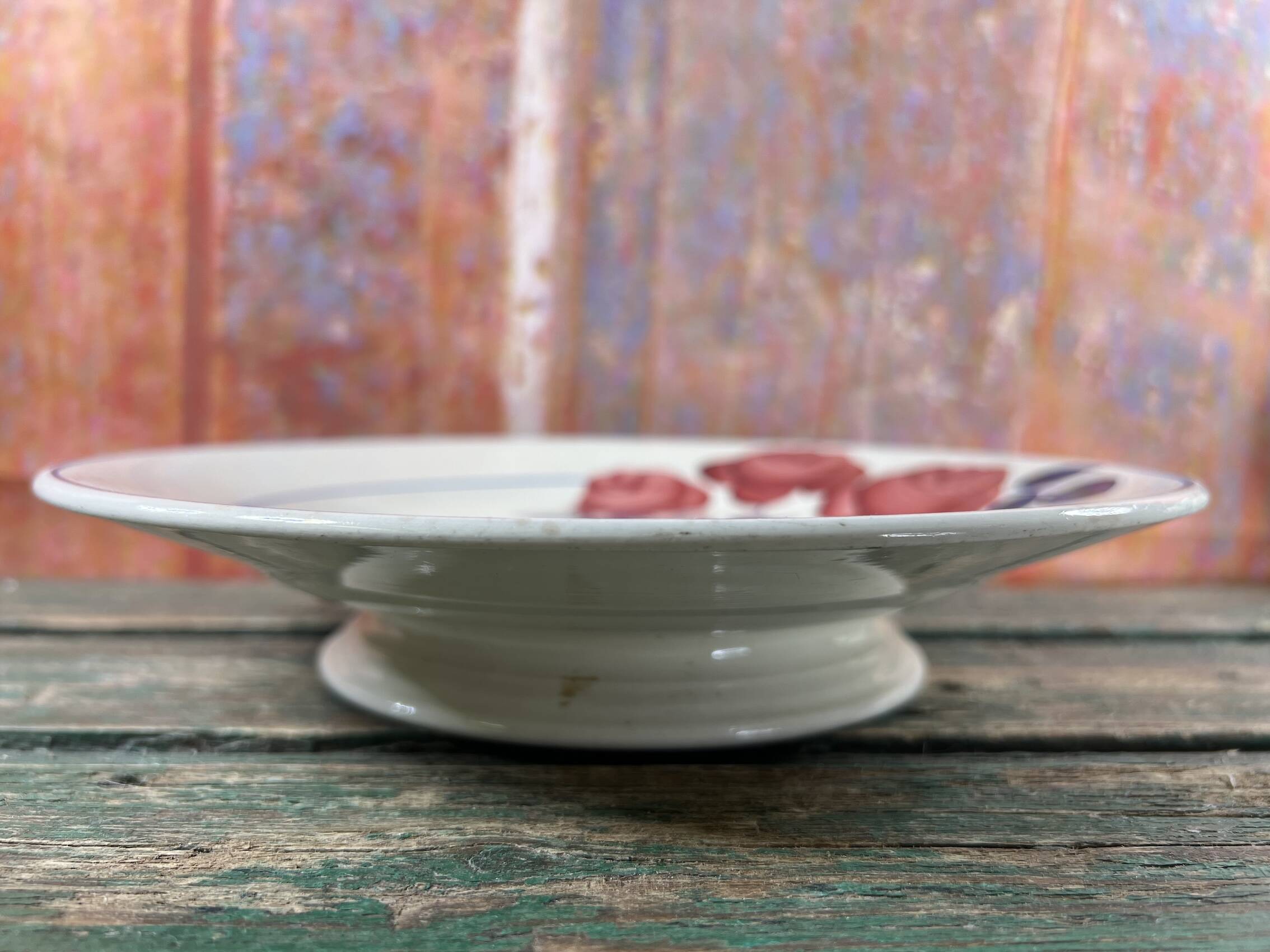 Plate on vintage heel dessert dish Rose Red