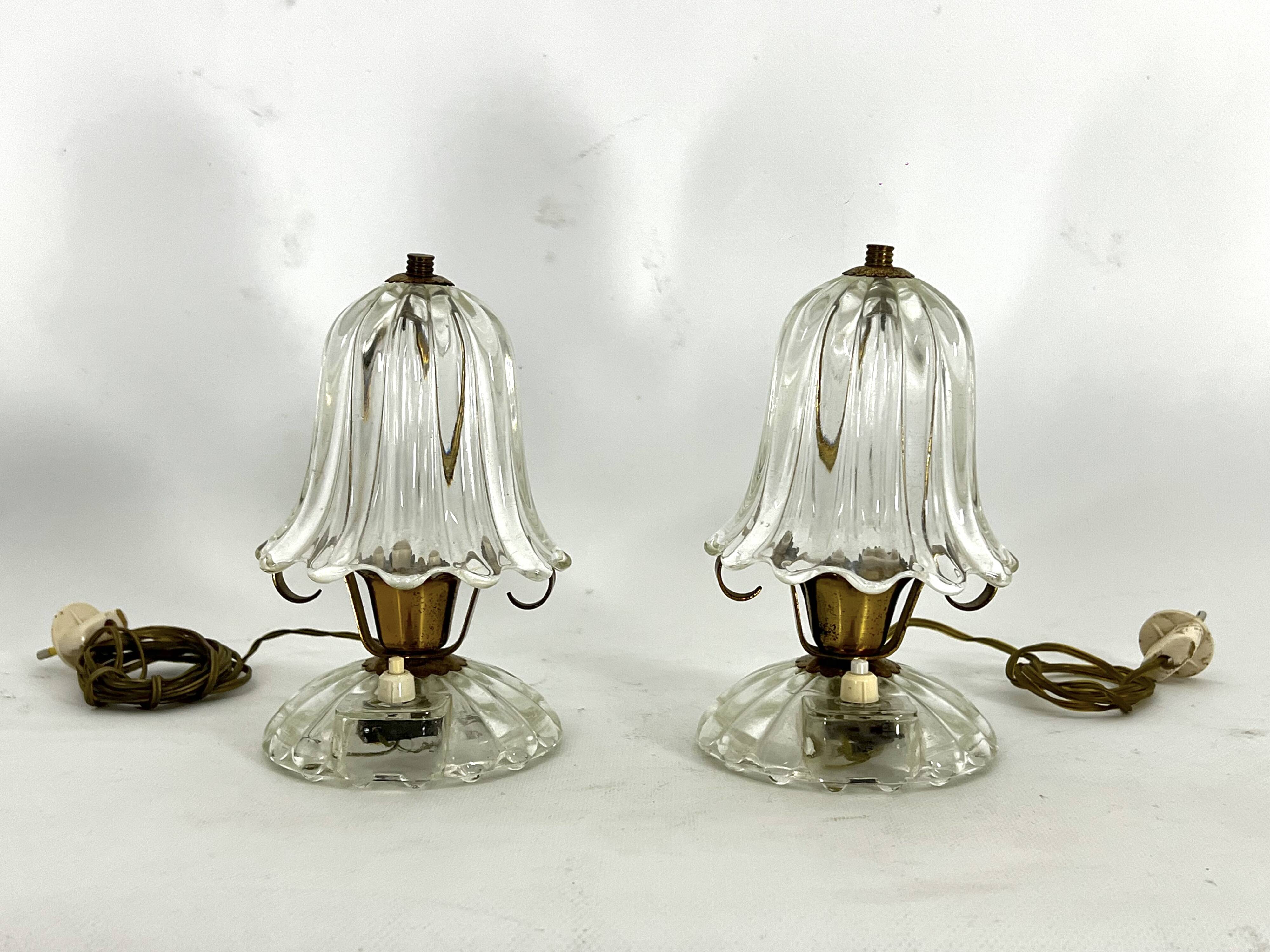 Mid-Century pair of Ercole Barovier Murano glass and brass table lamps. 1940s