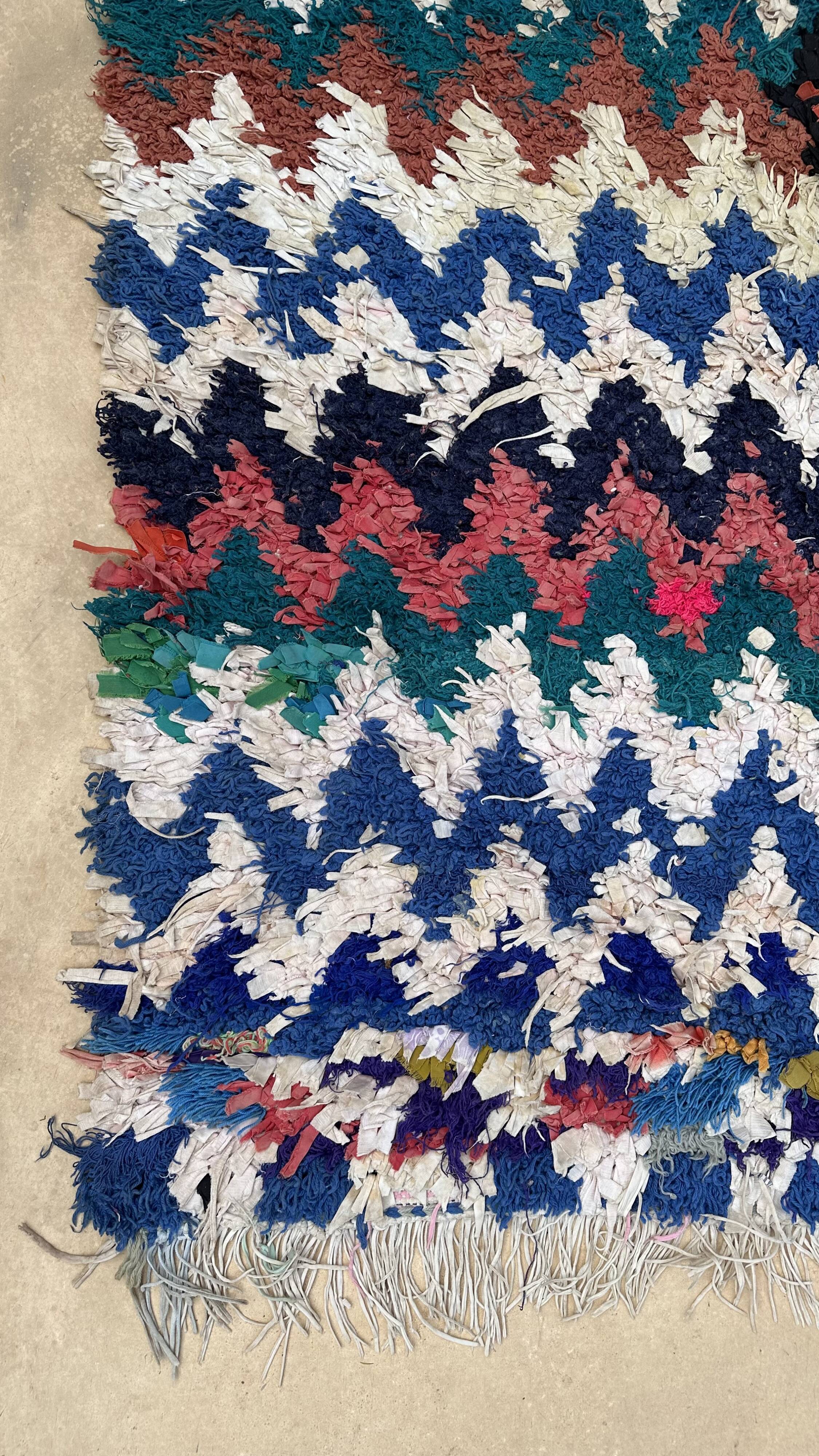 Moroccan carpet - 165 x 240 cm