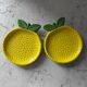 Paire de plats citrons en barbotine