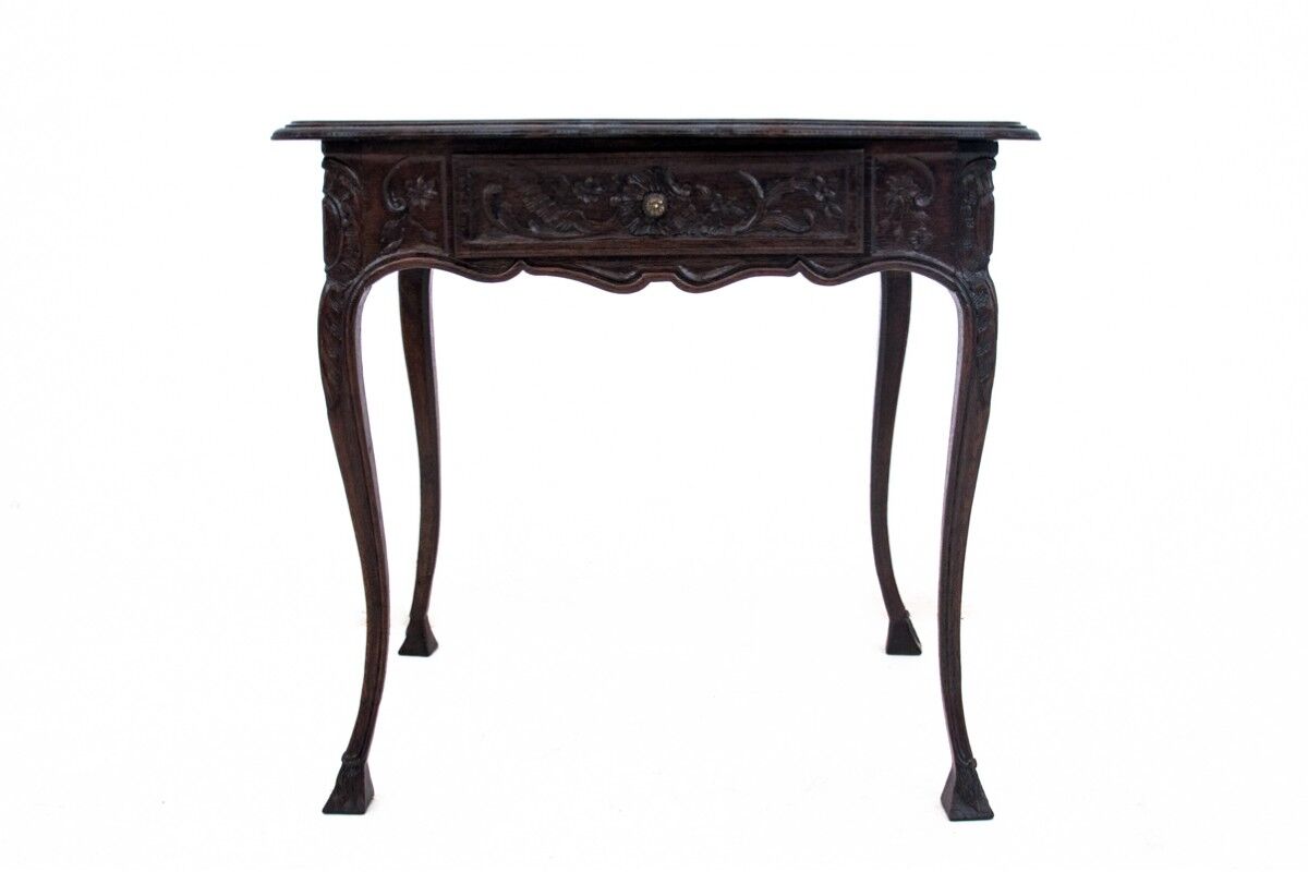 Antique table, Western Europe, late 19th century. After renovation.