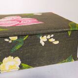 Box padded with old fabric