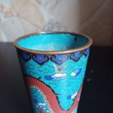 Bronze glass in partitioned enamels