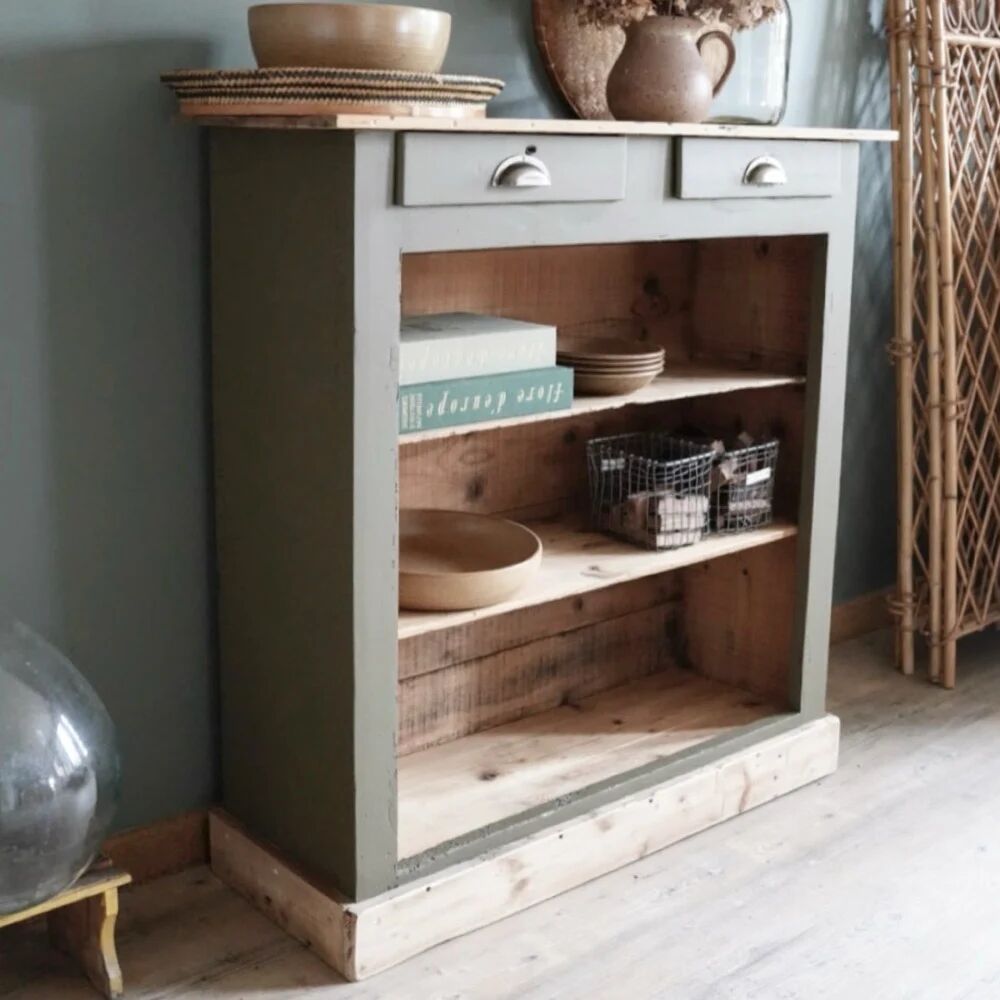 Parisian green museum buffet