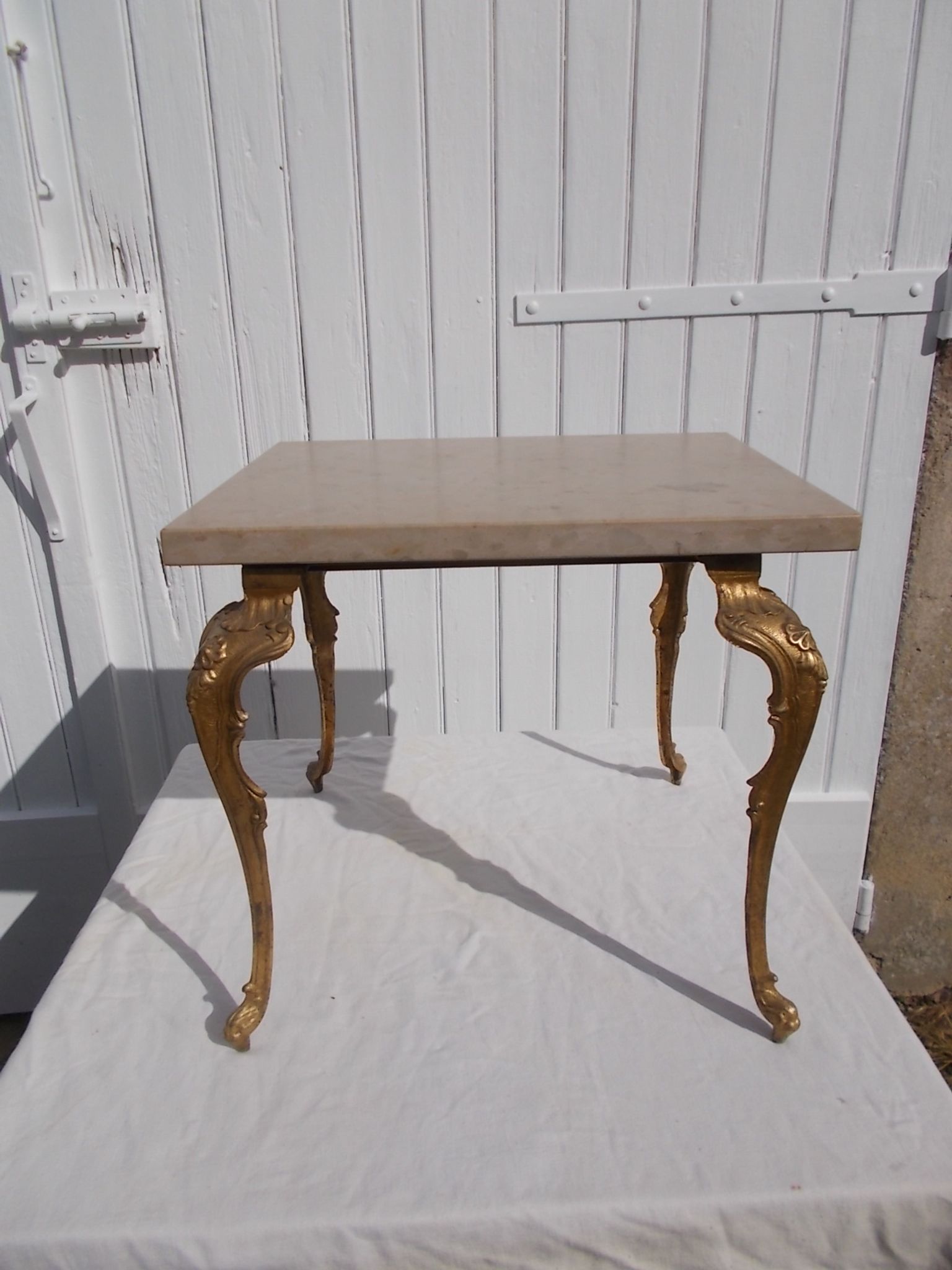 Table d'appoint  marbre fer forgé