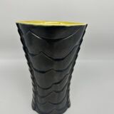 Vase des années 50 noir et jaune