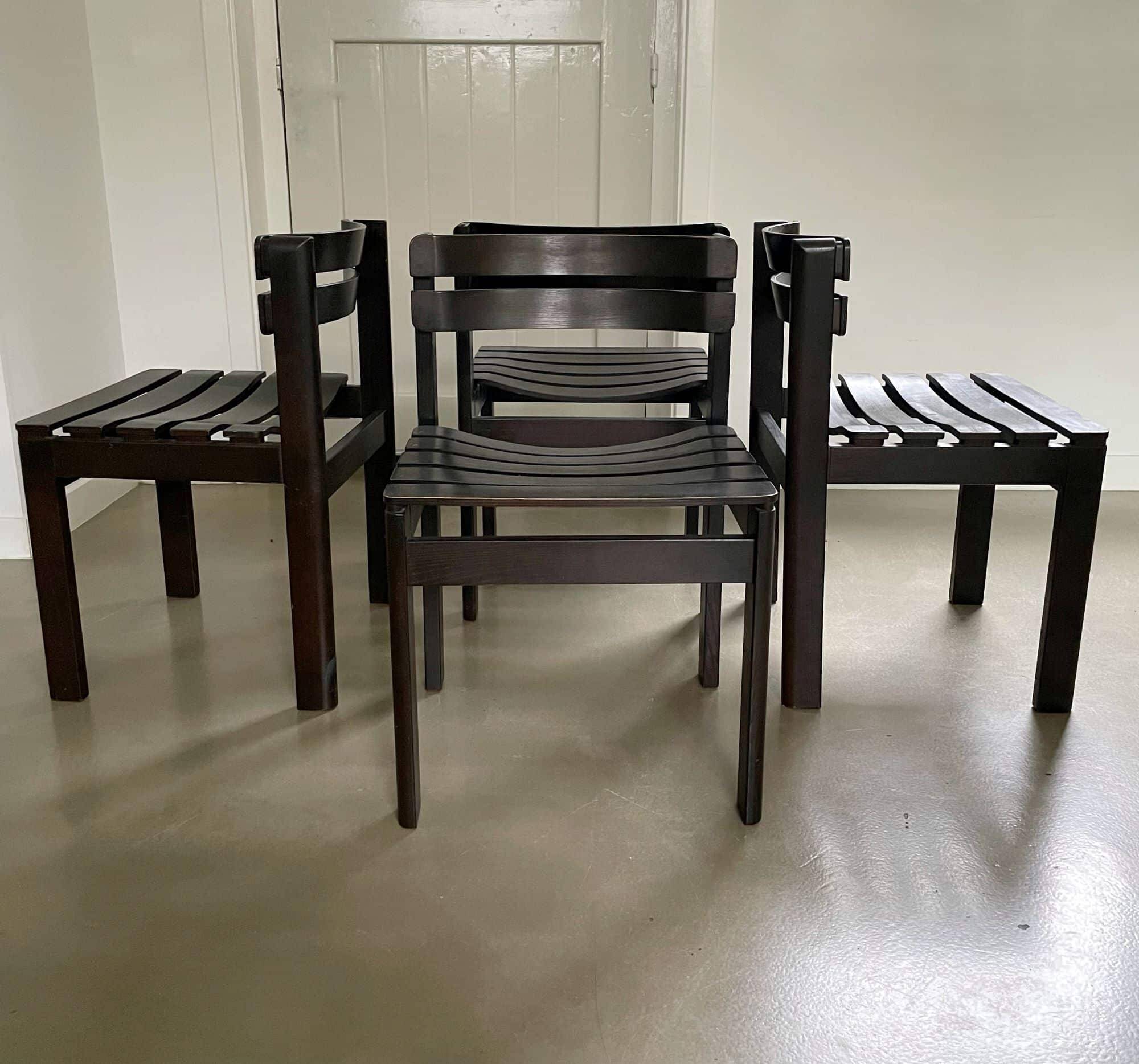 Set of vintage design slat chairs