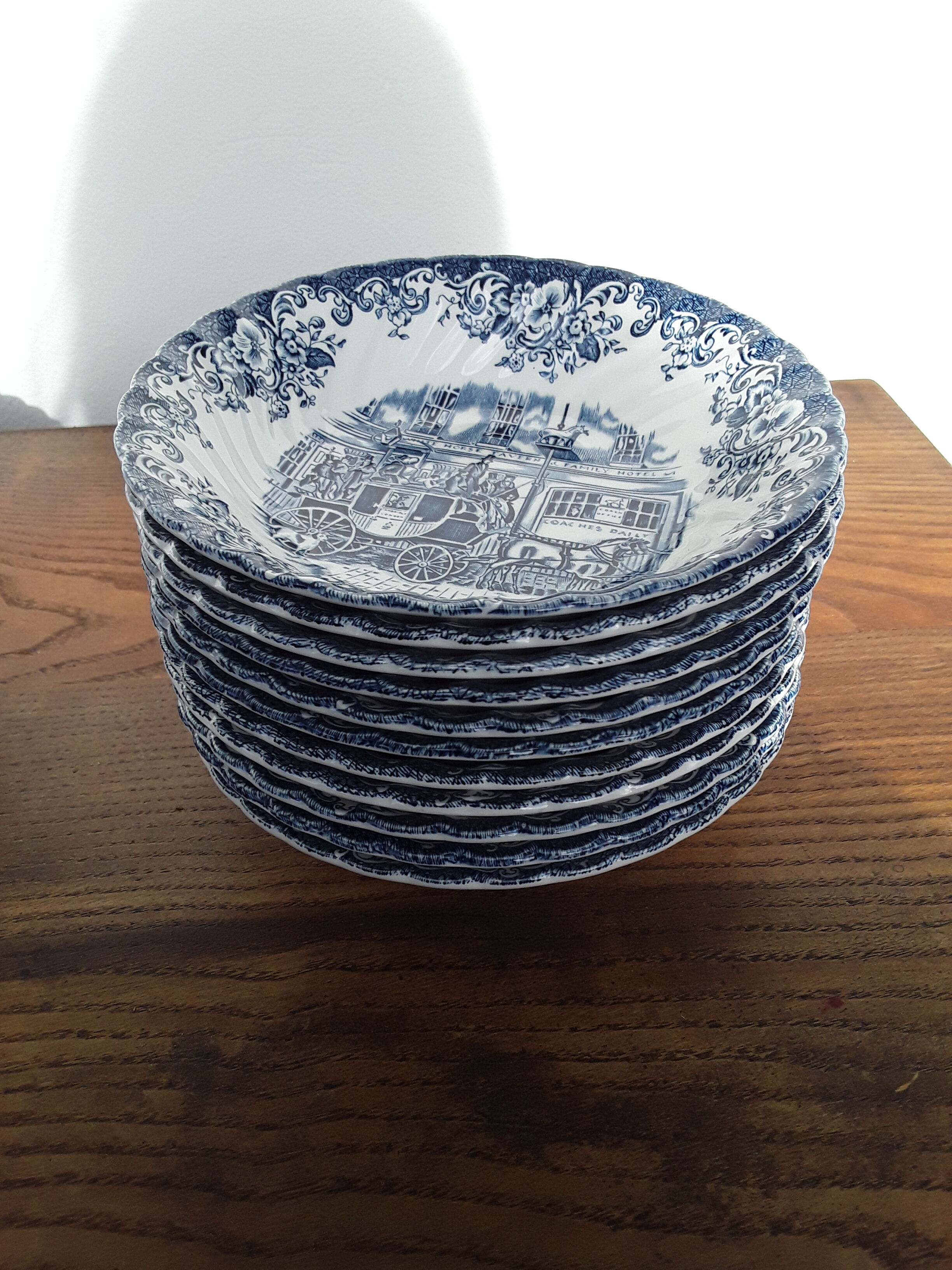 English faeble dessert service