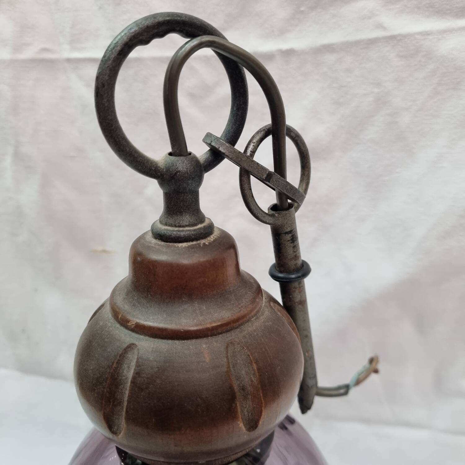 Suspension vintage verre mauve