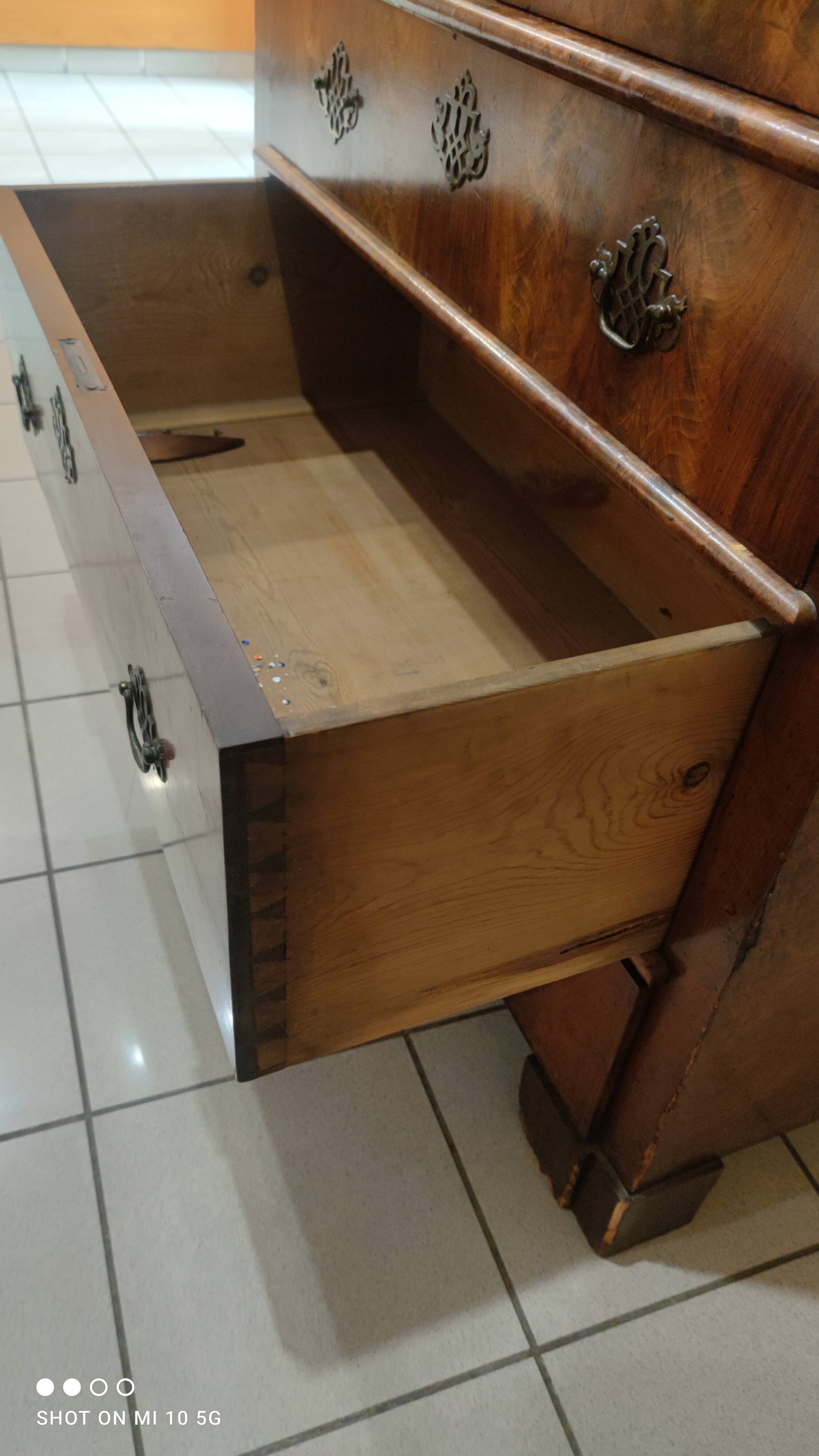 Victorian mahogany library desk, circa 1820