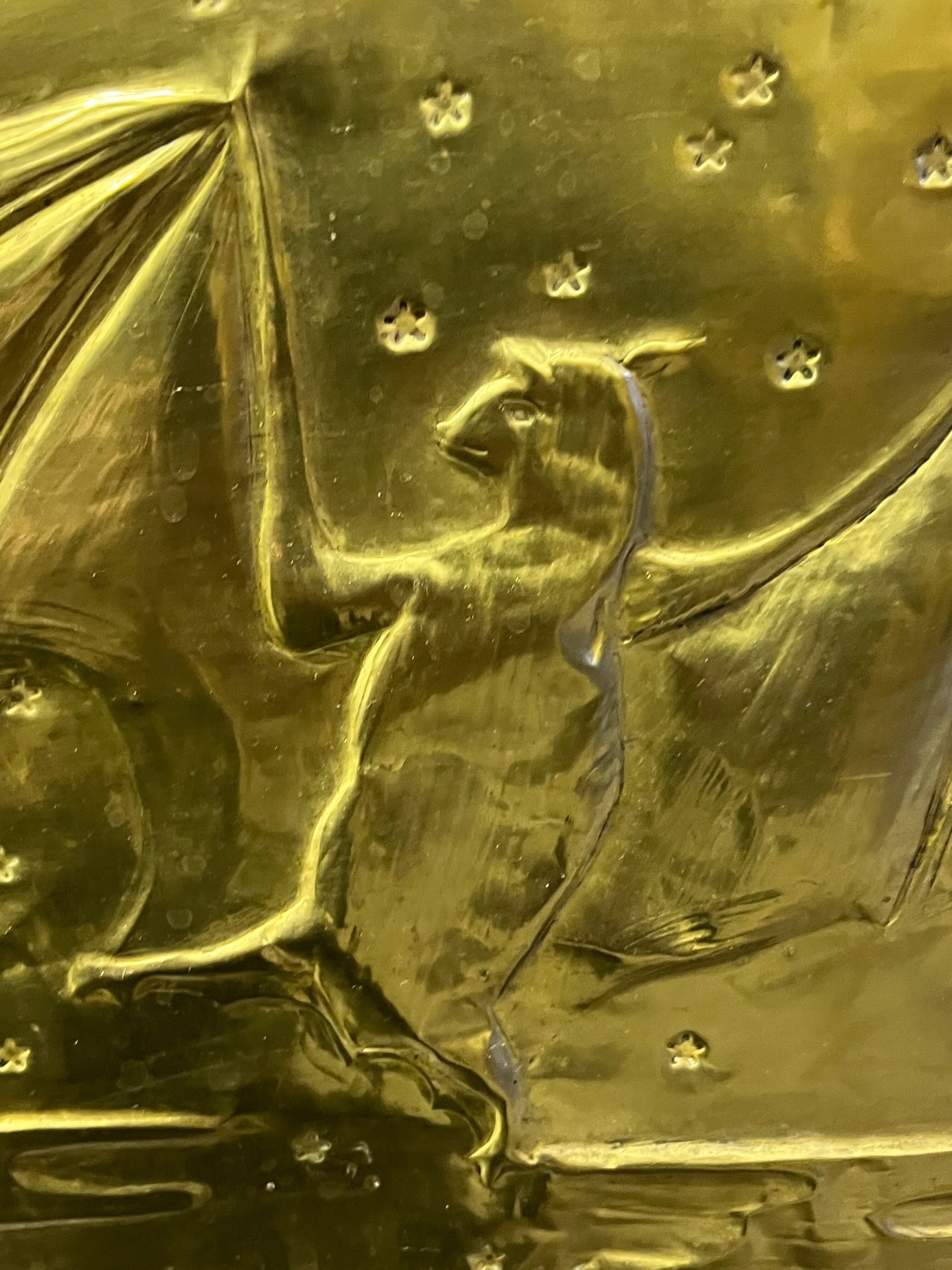 2-door sideboard with bat bronze plates