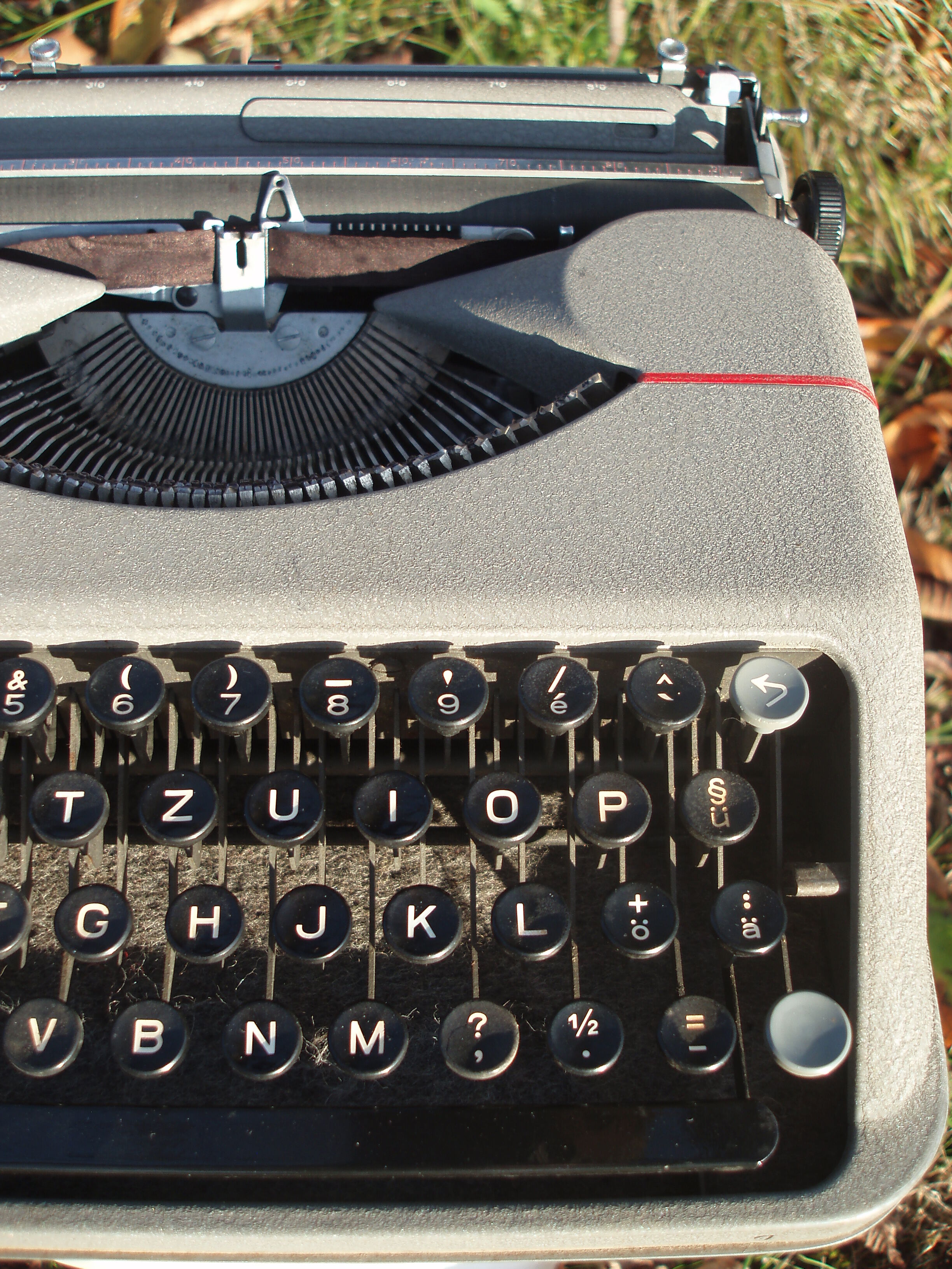 Hermes Baby typewriter with bag