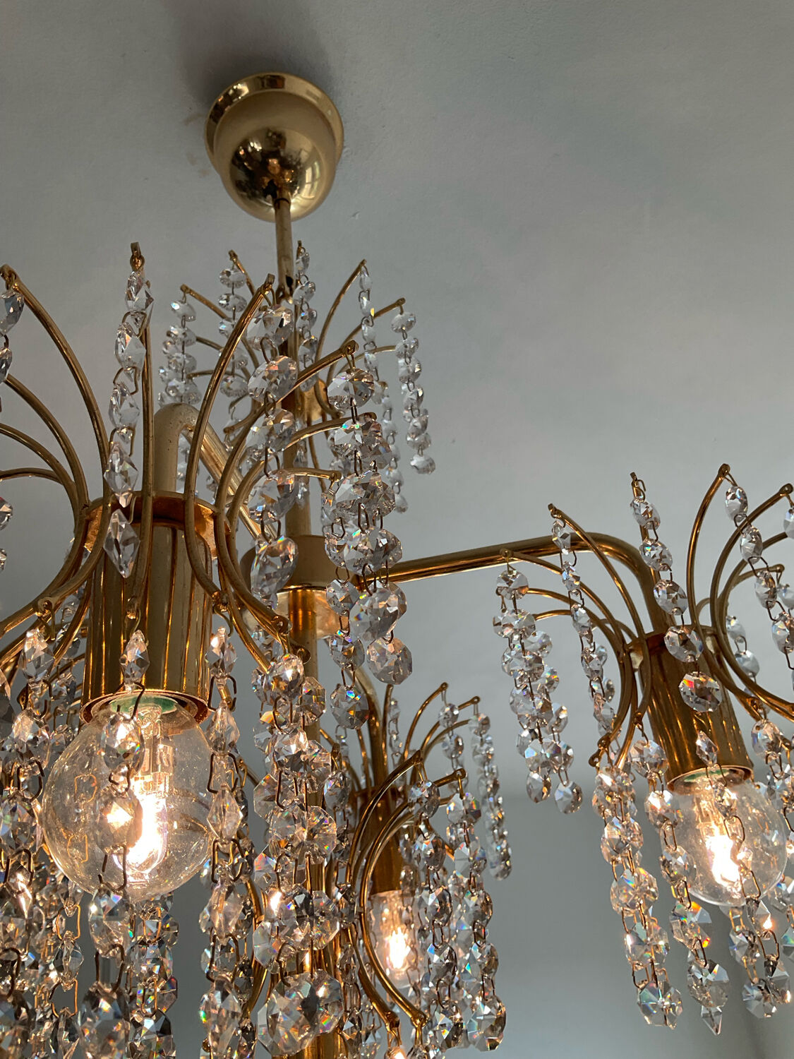 Crystal tassel chandelier from the 60s and 70s