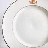 Série de 13 assiettes en porcelaine de Paris, d’époque fin XIXème