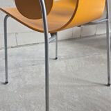 Arne Jacobsen Seaugull by Fritz Hansen