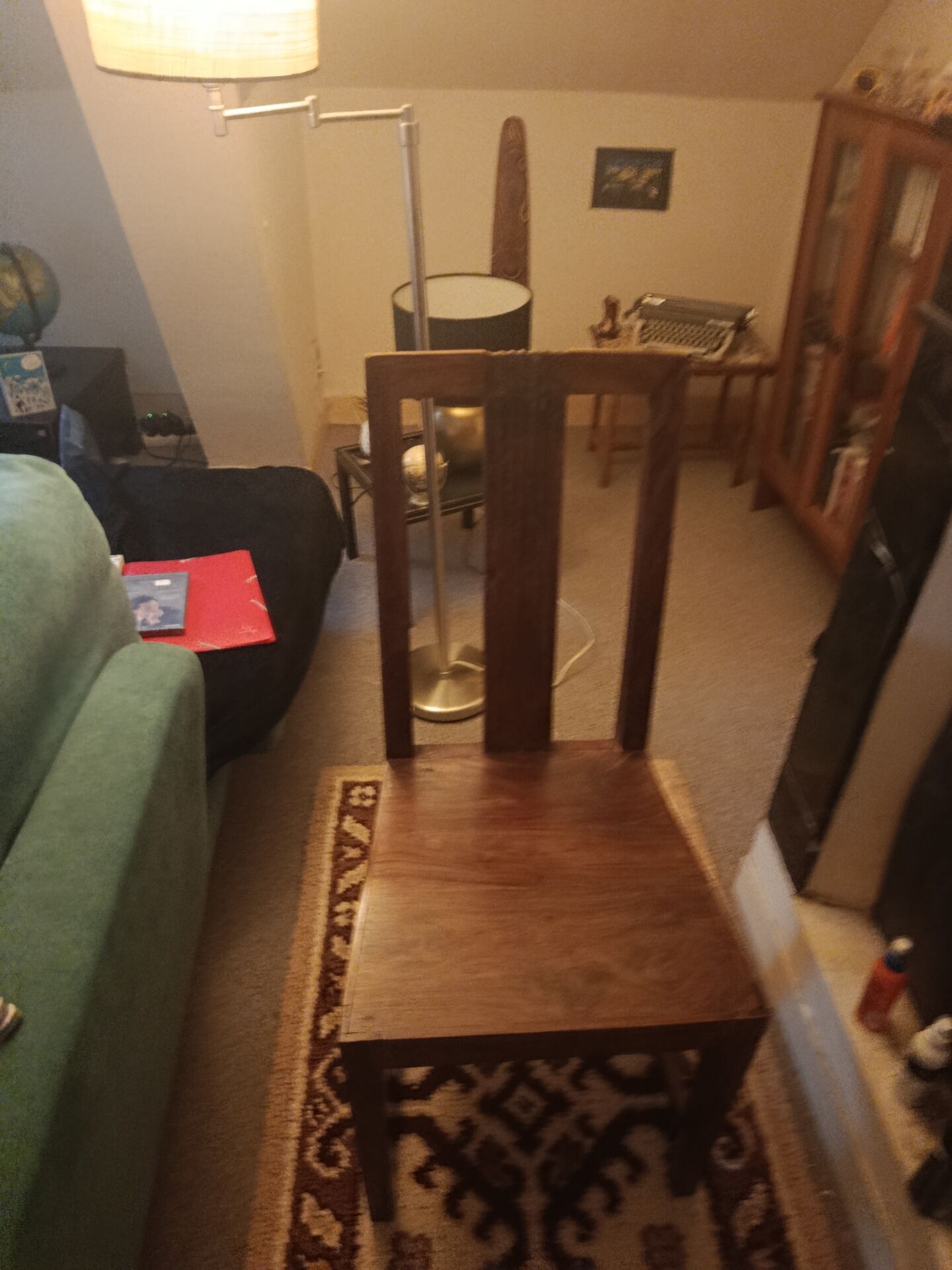 1 chair