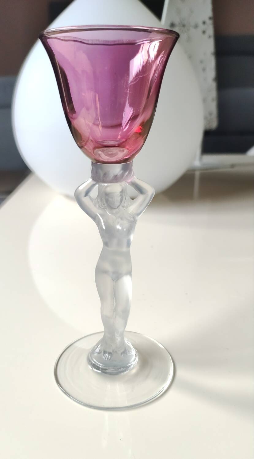 Set of 3 iridescent glasses/Caryatids/Venus base. Royal Bayel Crystal.