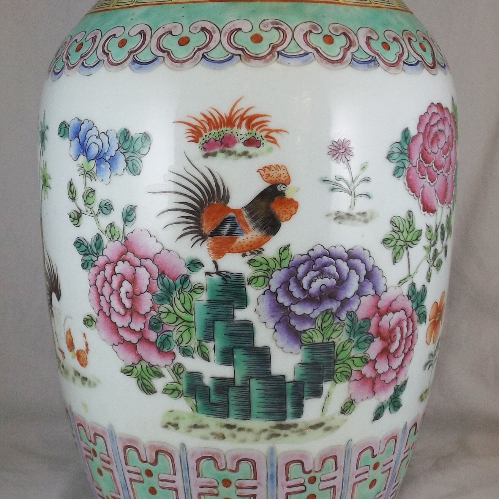 Ancient Chinese vase Rose family early 20th century