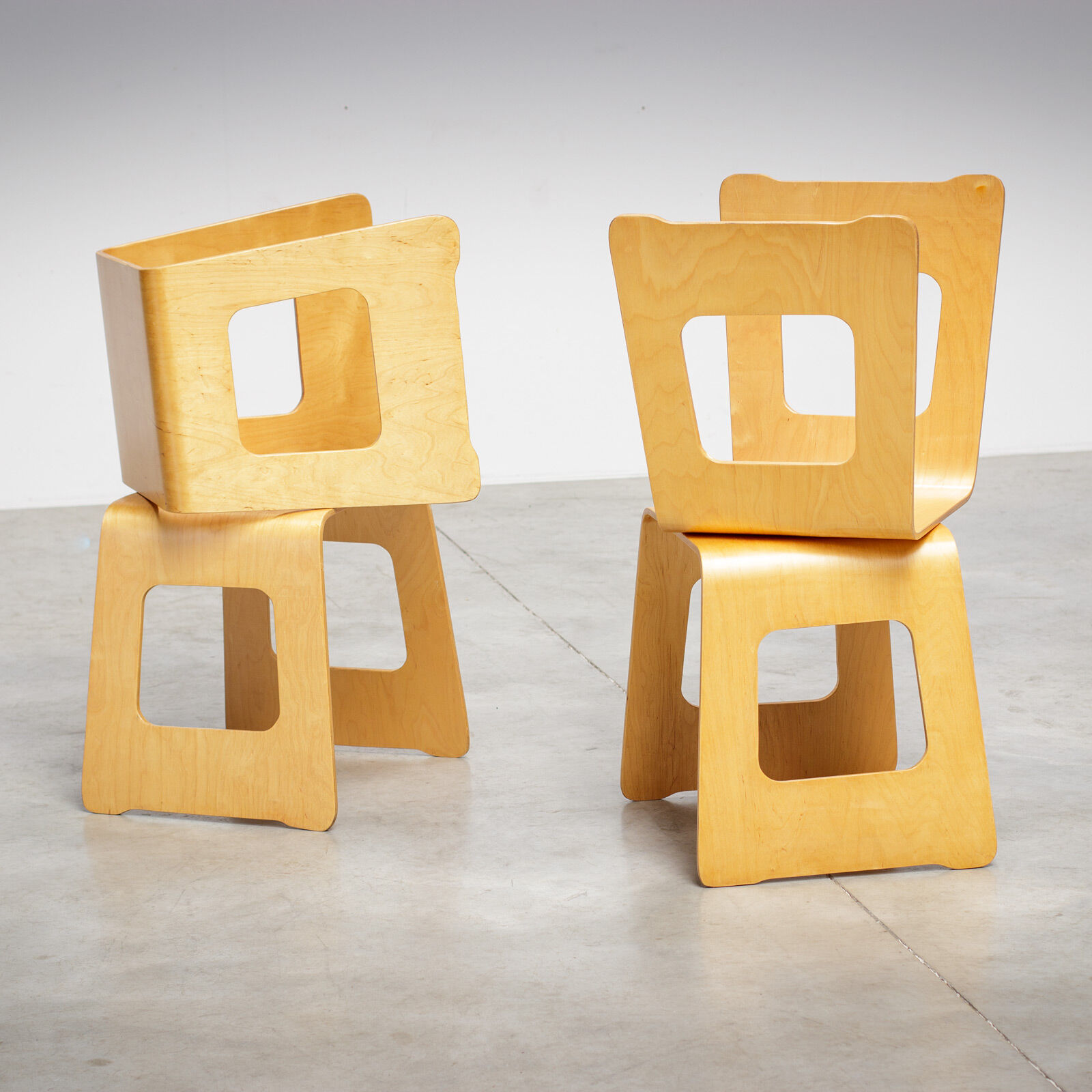Stool "Benjamin" by Lisa Noringer