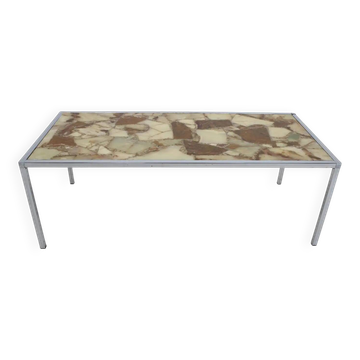 Table basse design des années 50, résine époxy, vers les années 1970.