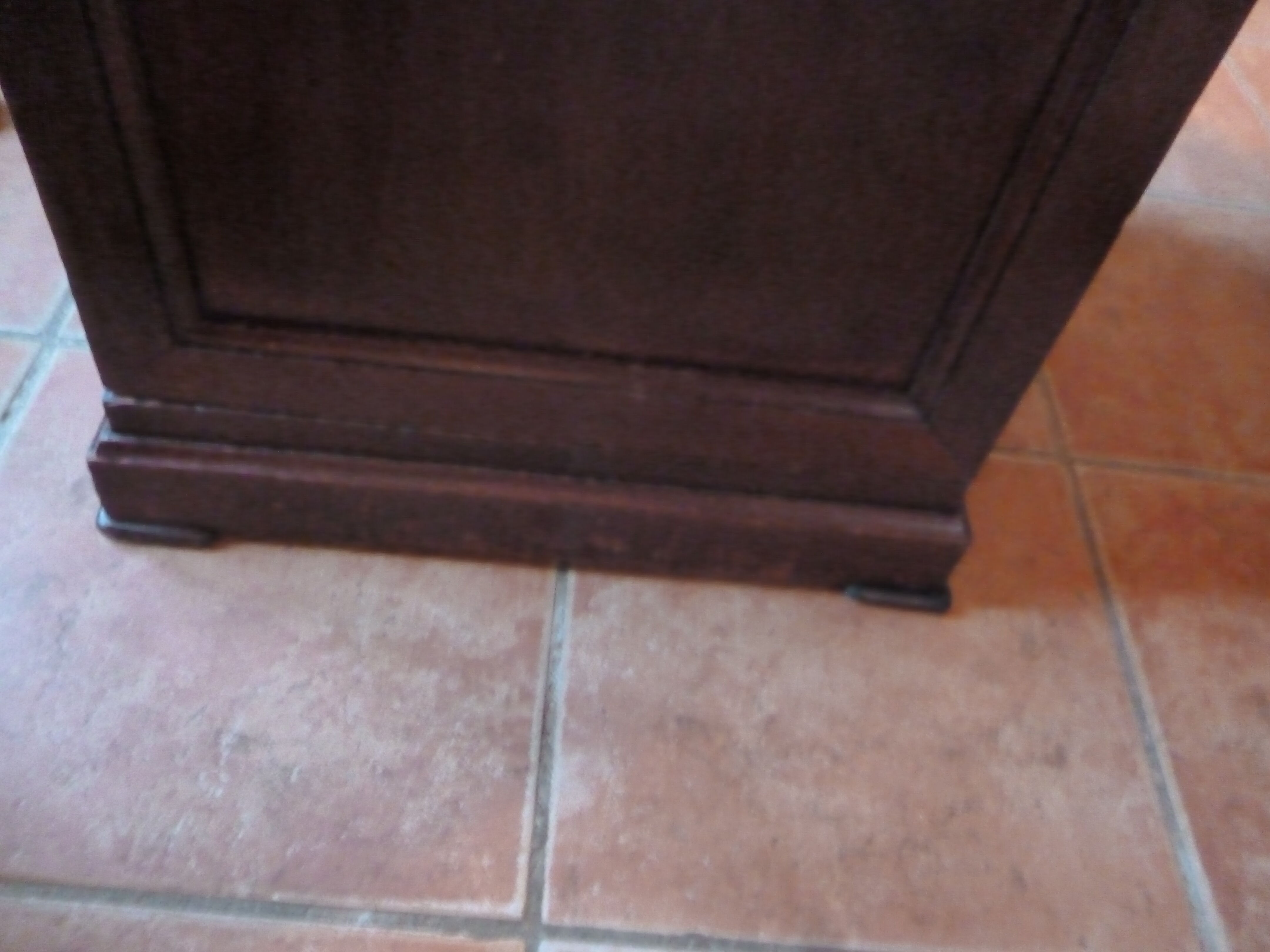 Watchmaker's trade furniture jeweler with antique mahogany secret