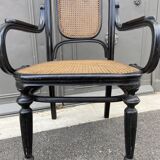 Curved wooden armchair Thonet Nr 1032