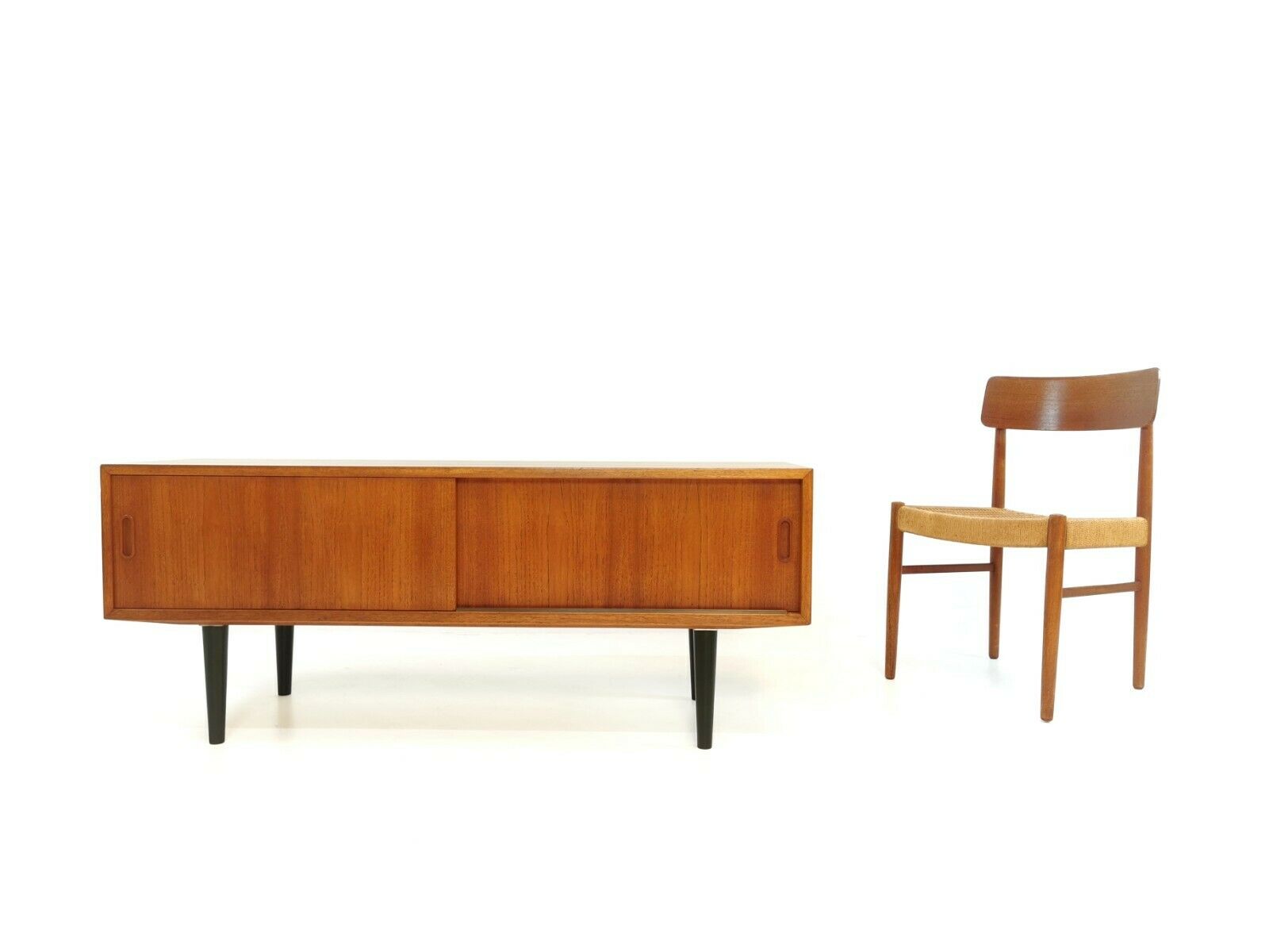 Danish Hundevad Sideboard Cabinet Media Unit 60s Mid Century Vintage
