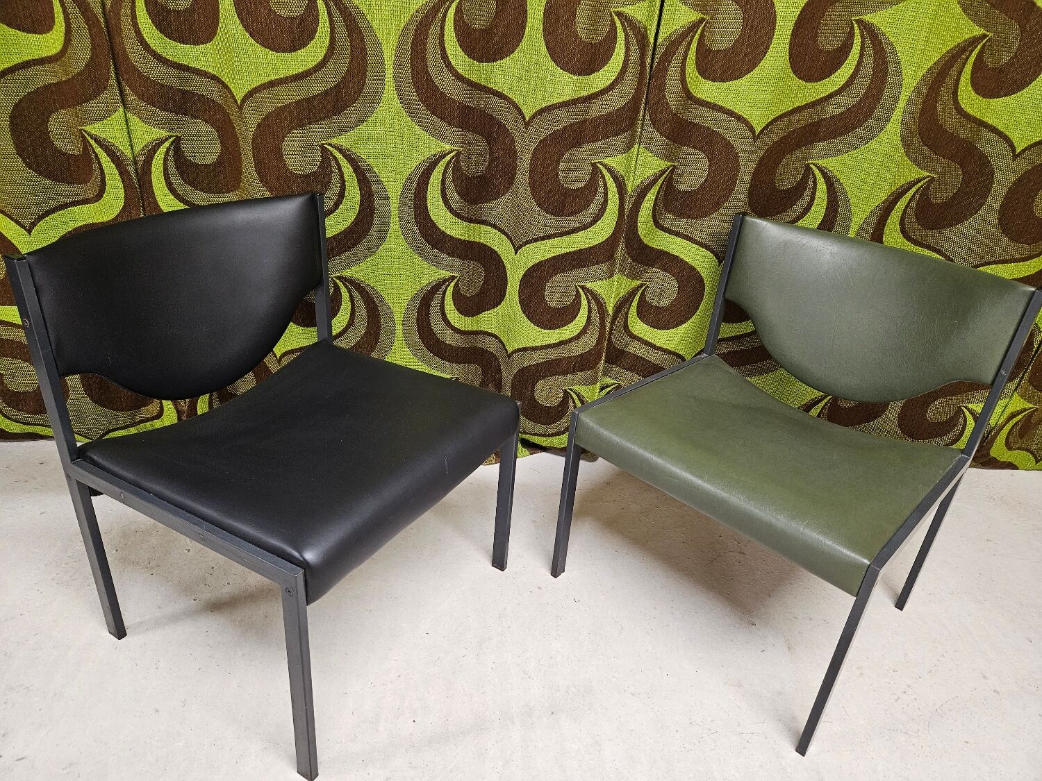 Pair of vintage Lübke 206 armchairs